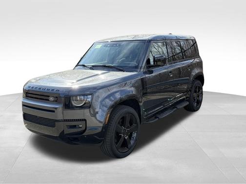 2026 Land Rover Defender P525 V8