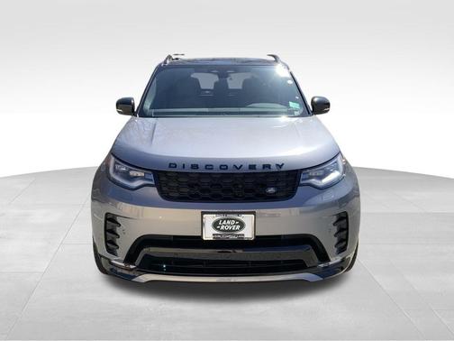 2025 Land Rover Discovery P300 Dynamic SE