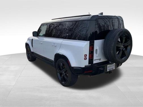 2023 Land Rover Defender 110 X-Dynamic SE