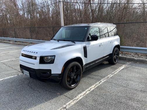 2023 Land Rover Defender 110 X-Dynamic SE