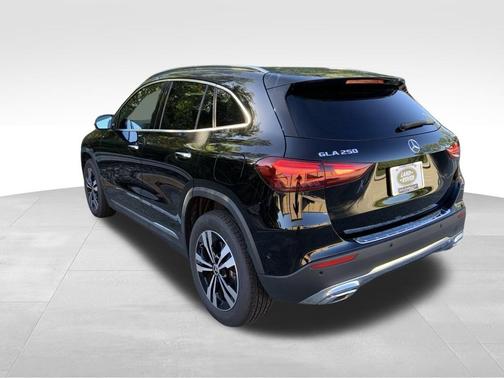 2024 Mercedes-Benz GLA 250 Base 4MATIC