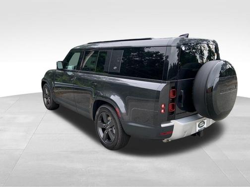 2024 Land Rover Defender P400 S