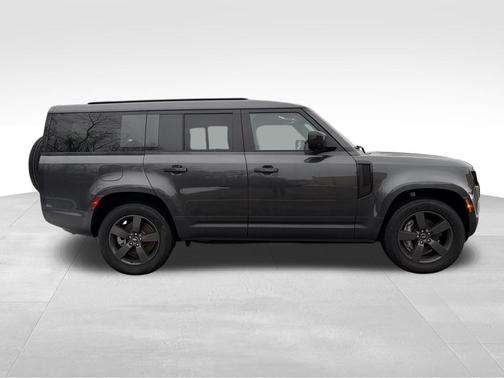 2024 Land Rover Defender P400 S