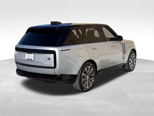 2023 Land Rover Range Rover P530 SE
