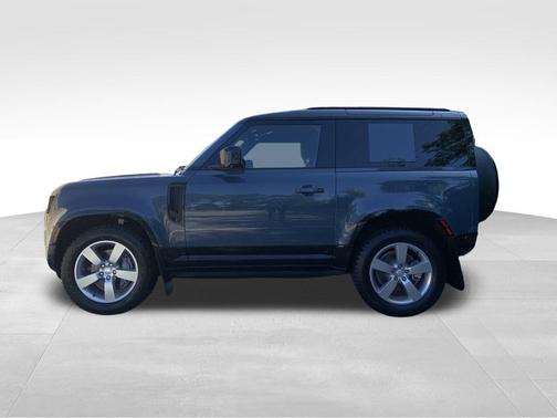 2025 Land Rover Defender P400 X-Dynamic SE