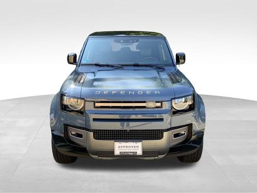 2025 Land Rover Defender P400 X-Dynamic SE