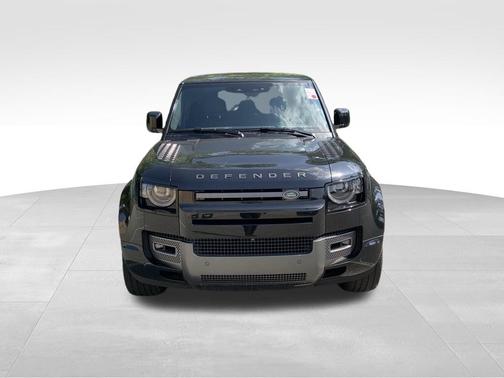 2025 Land Rover Defender P525 V8