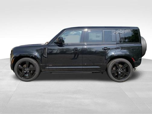 2025 Land Rover Defender P525 V8