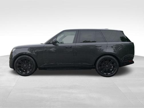 2025 Land Rover Range Rover P400 SE