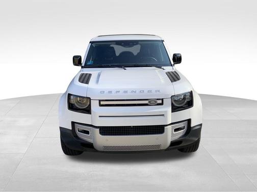 2025 Land Rover Defender P400 S