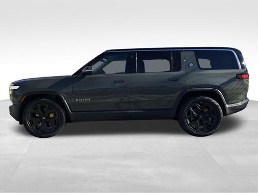 2023 Rivian R1S Launch Edition