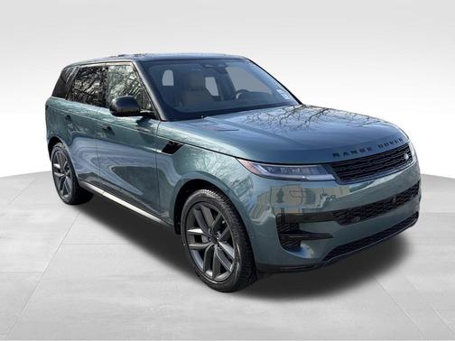Giola Green 2026 Land Rover Range Rover Sport SE