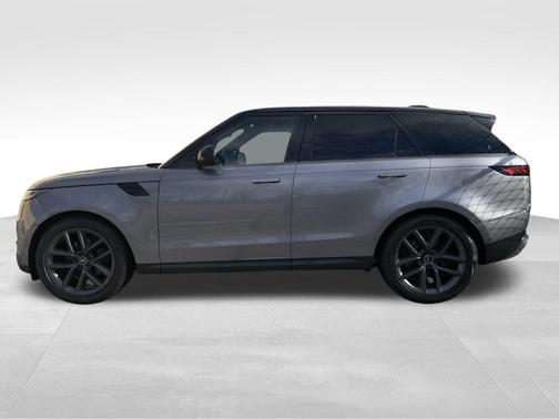 2025 Land Rover Range Rover Sport P360 SE