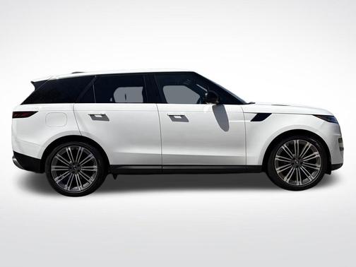 Fuji White 2023 Land Rover Range Rover Sport SE