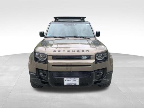2024 Land Rover Defender P400 X-Dynamic SE