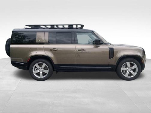 2024 Land Rover Defender P400 X-Dynamic SE