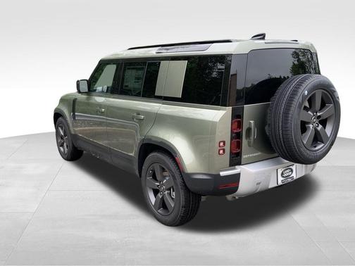 2025 Land Rover Defender P400 S