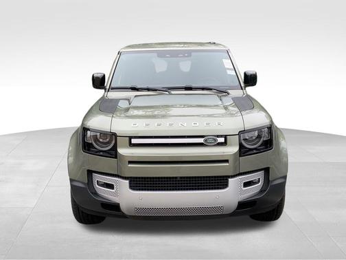 2025 Land Rover Defender P400 S