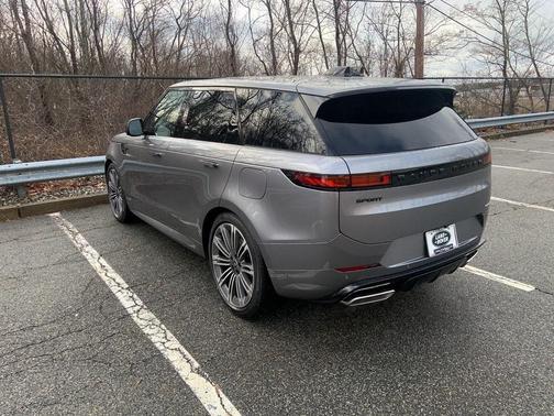2025 Land Rover Range Rover Sport P460 Dynamic SE