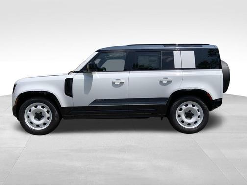2025 Land Rover Defender P300
