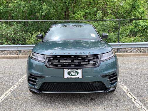 2026 Land Rover Range Rover Velar P250 Dynamic SE