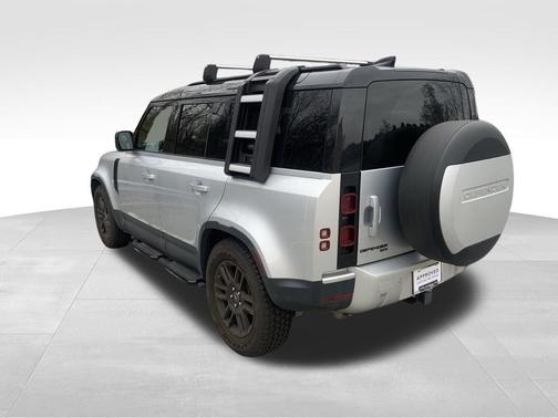 2021 Land Rover Defender 110 SE