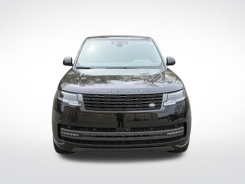 Santorini Black 2026 Land Rover Range Rover P530 SE 7 Seat
