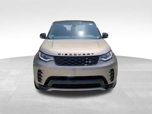 2024 Land Rover Discovery P300 Dynamic SE