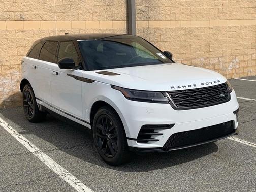 2026 Land Rover Range Rover Velar Dynamic SE