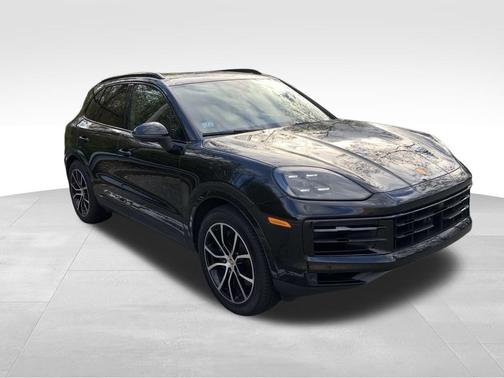 2024 Porsche Cayenne Base