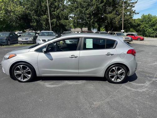 Silky Silver 2016 Kia Forte EX