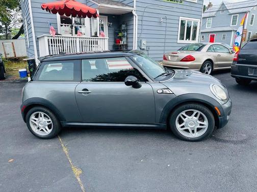 2007 MINI Cooper S Base