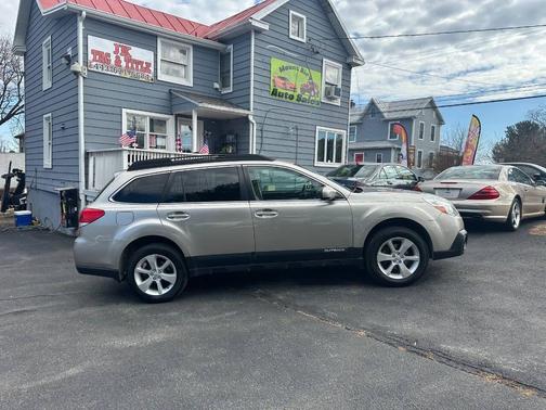 2014 Subaru Outback 2.5i Premium
