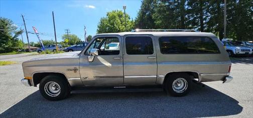 1987 Chevrolet Suburban R10 4dr SUV