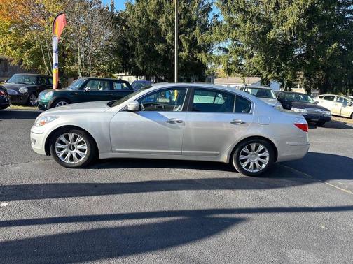 2010 Hyundai Genesis 3.8