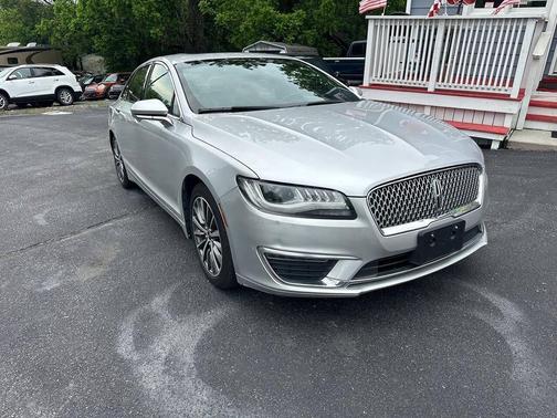 Ingot Silver Metallic 2017 Lincoln MKZ Base