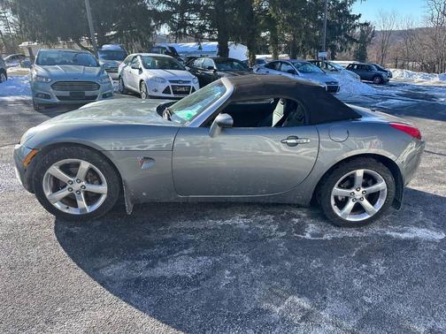 2006 Pontiac Solstice Base 2dr Convertible