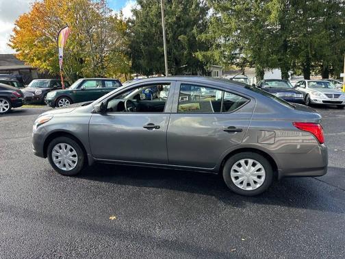 2018 Nissan Versa 1.6 S