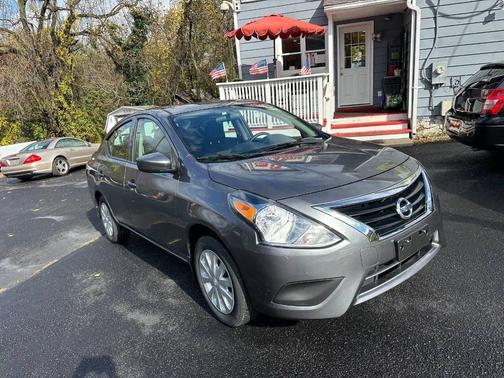 2018 Nissan Versa 1.6 S