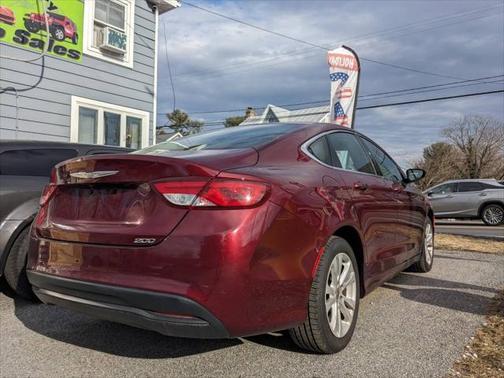 2017 Chrysler 200 Touring
