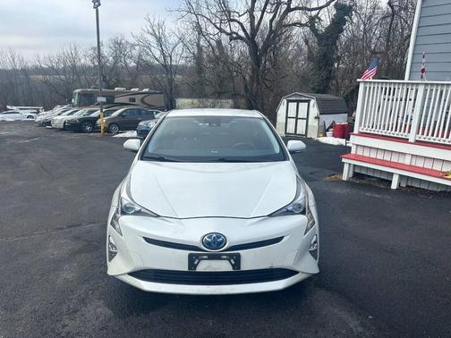 2017 Toyota Prius Four Touring