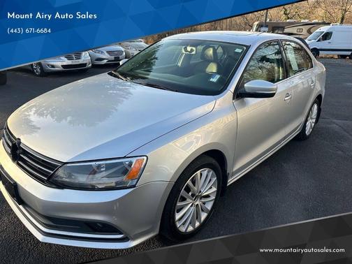 2015 Volkswagen Jetta Auto SE w/Connectivity/Navigation