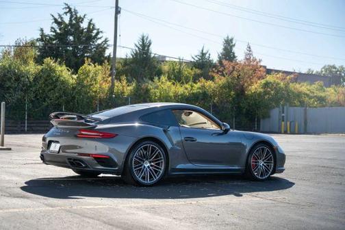 2017 Porsche 911 Turbo