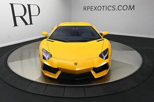 Yellow 2013 Lamborghini Aventador LP700-4