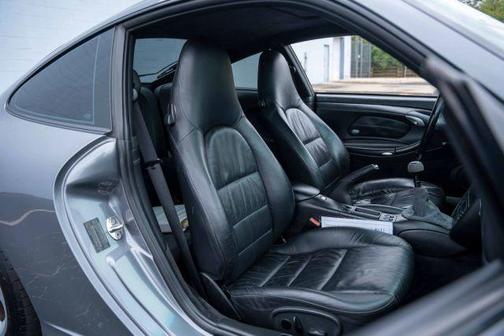 2003 Porsche 911 Carrera 4S