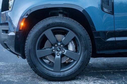 2022 Land Rover Defender 90 X-Dynamic S