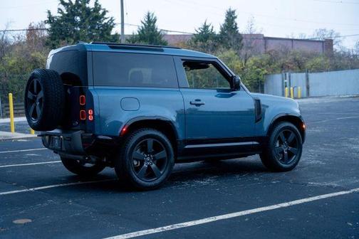 2022 Land Rover Defender 90 X-Dynamic S