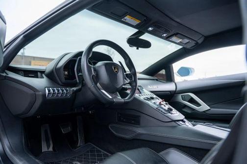 2013 Lamborghini Aventador LP700-4