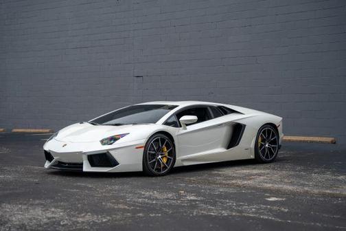 2013 Lamborghini Aventador LP700-4