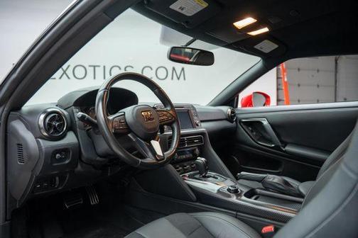 2023 Nissan GT-R Premium